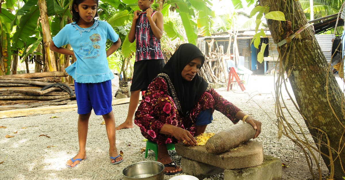 découvrez l'importance de l'engagement intergénérationnel, une approche qui favorise les échanges et les collaborations entre différentes générations. apprenez comment ces interactions enrichissent les relations sociales et renforcent le tissu communautaire.
