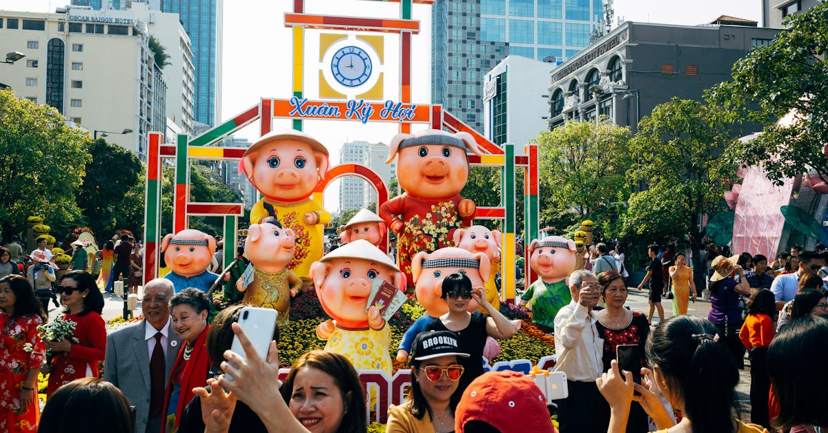 découvrez les meilleurs festivals de la saison : musique, culture, gastronomie et animations pour tous les âges. vivez des moments inoubliables en famille ou entre amis.