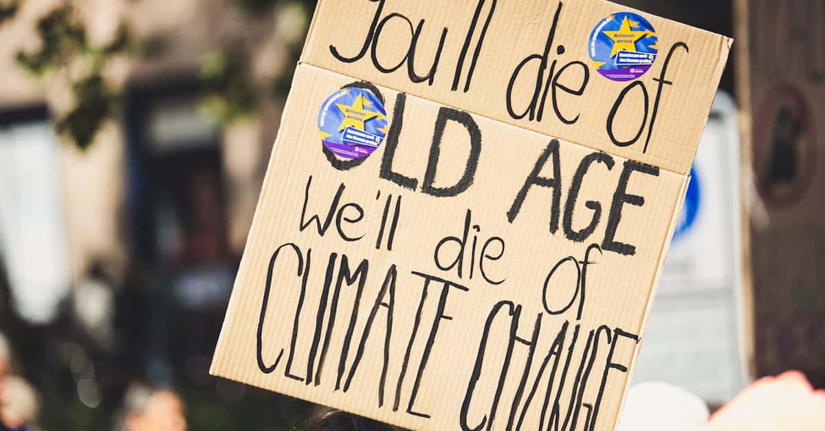extinction rebellion est un mouvement citoyen mondial qui utilise la désobéissance civile non-violente pour lutter contre le changement climatique et protéger la planète.