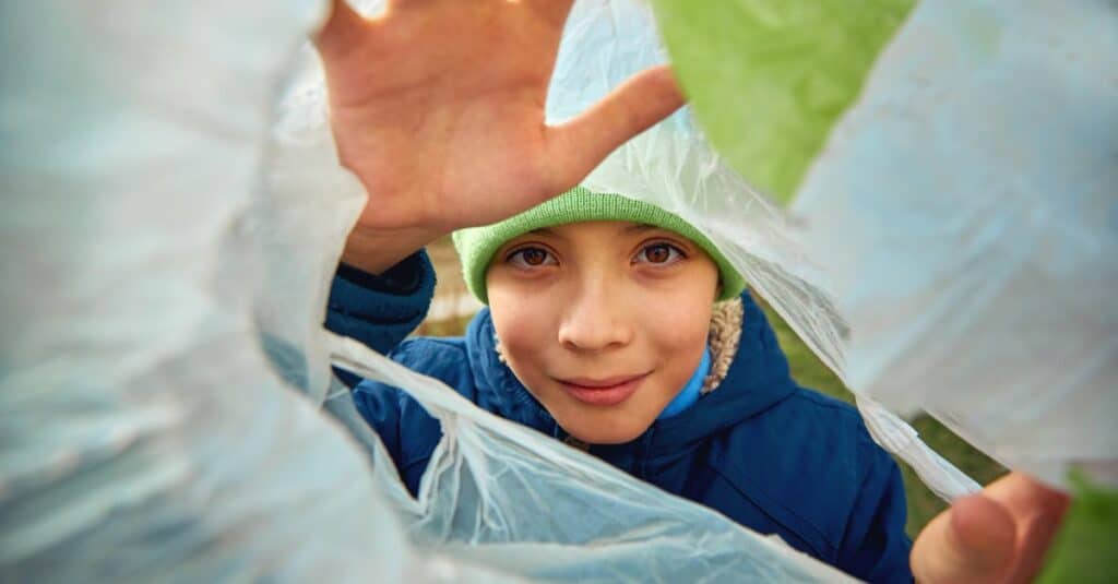 participez au festival de sensibilisation environnementale pour découvrir des initiatives écologiques, assister à des ateliers et promouvoir un mode de vie durable.