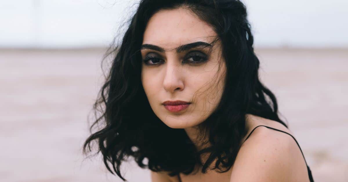 découvrez margot medkour, une artiste passionnée et créative, explorant divers horizons artistiques avec originalité et talent.