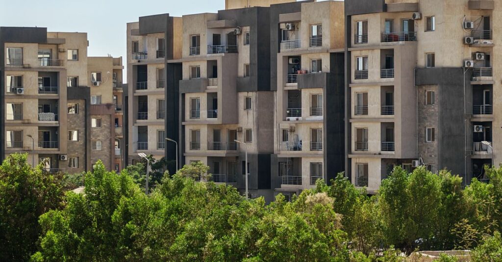 découvrez tout sur le logement social : solutions abordables, conditions d'accès, aides disponibles et initiatives pour favoriser un habitat digne et accessible à tous.